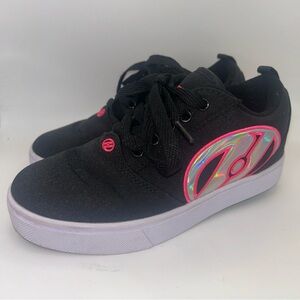 Heelys Pro 20 LG Skate Shoes Kids Youth 4 Black/holograph